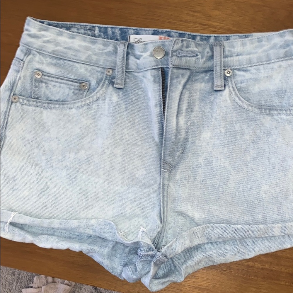 Lovers and Friend lightwash denim shorts